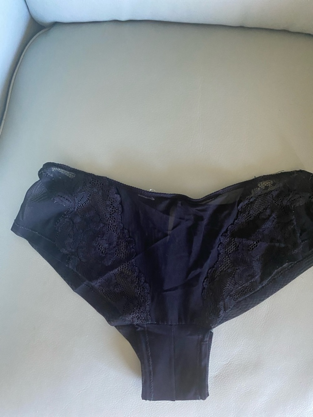 Victoria's Secret Black Lace-Trim Hipster Panty